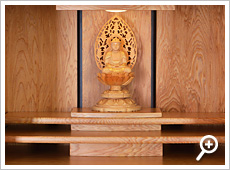 須弥壇：仏像