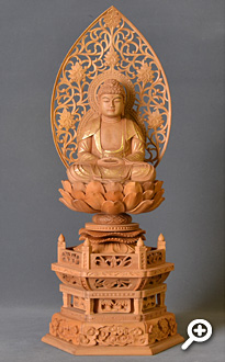白檀 座釈迦如来像 金泥書 唐草光背・六角台座 フォトギャラリー
