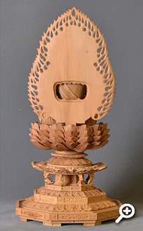 白檀 大日如来像・上彫仏 火炎光背・正八角台座 フォトギャラリー