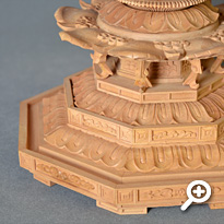 白檀 大日如来像・上彫仏 火炎光背・正八角台座 フォトギャラリー